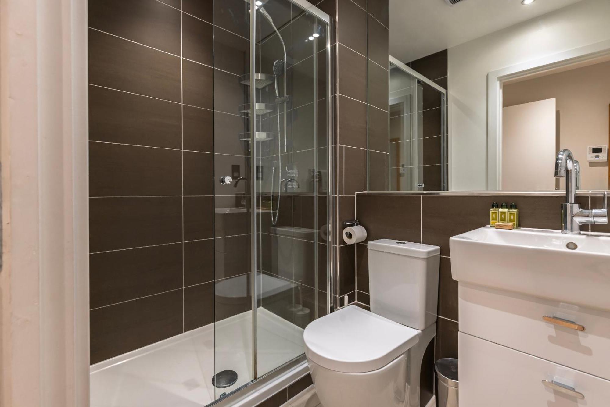 Barbican Serviced Apartments By Lovelystay Londra Exterior foto