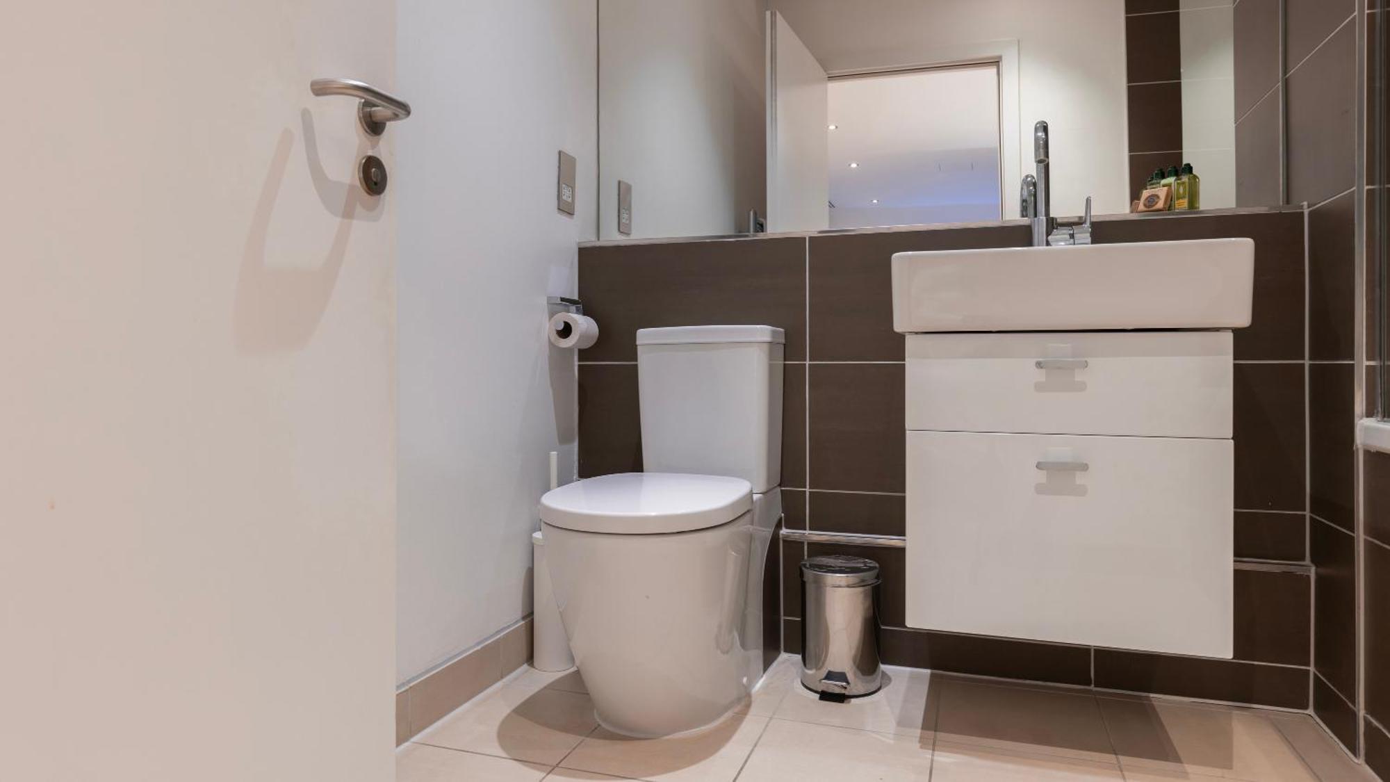 Barbican Serviced Apartments By Lovelystay Londra Exterior foto