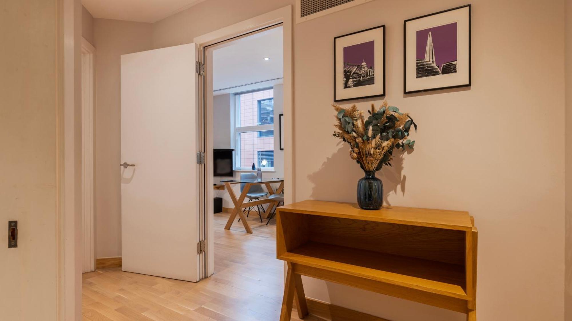 Barbican Serviced Apartments By Lovelystay Londra Exterior foto