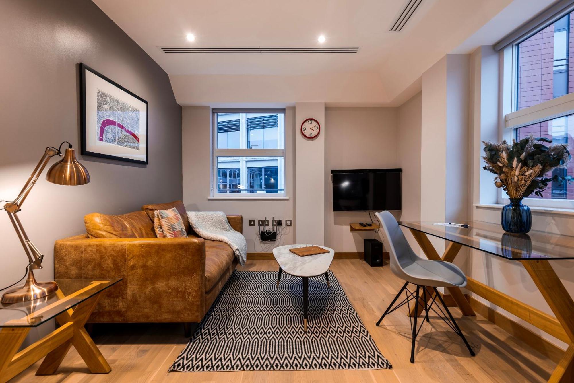 Barbican Serviced Apartments By Lovelystay Londra Exterior foto