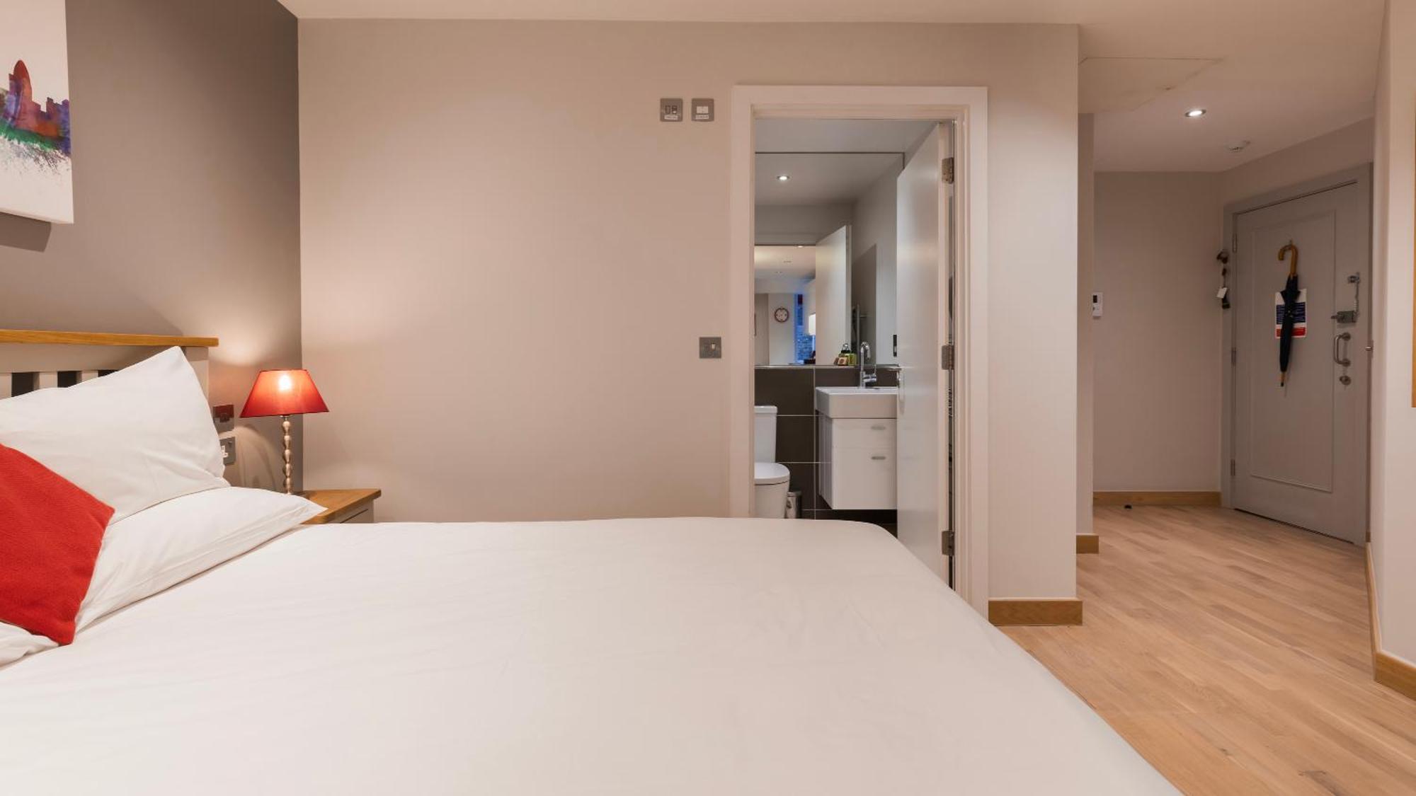 Barbican Serviced Apartments By Lovelystay Londra Exterior foto